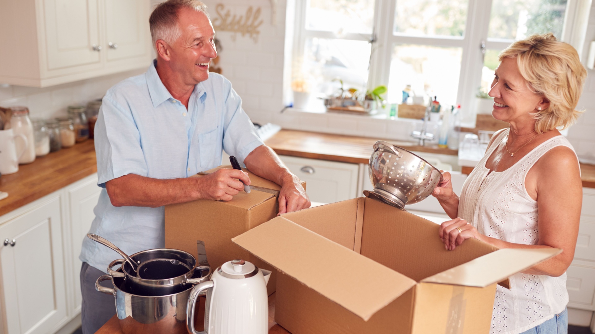 Downsizing Tips Transitioning from House to Apartment Living